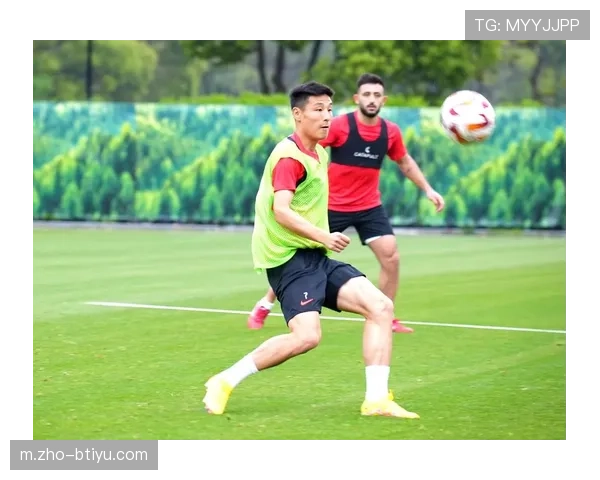 曹永竞边路突击待命 海港进攻宽度利用面临战术优化 曹永竞边路突击待命 海港进攻宽度利用面临战术优化